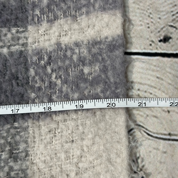 Anthropologie Soft Multicolor Knit Scarf - Picture 6 of 7